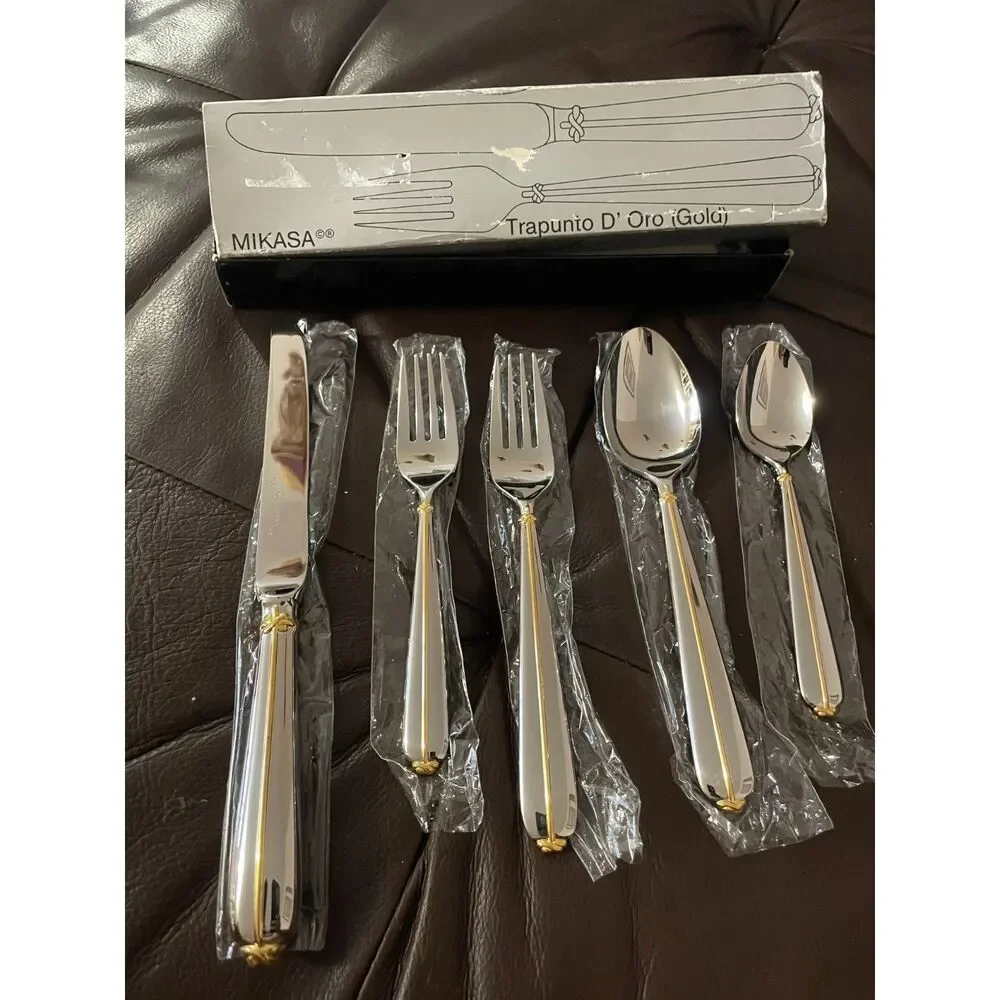 Mikasa Trapunto D’Oro Gold 5 Pc Place Setting Flatware Set 18/8 Japan NEW NOS